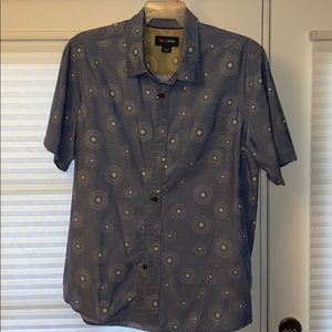 Men’s button shirt